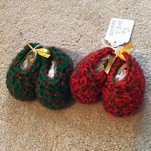 NWT Baby Christmas Booties Handmade Crochet